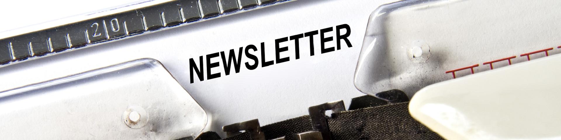 Typingmaschine which ist writing the word newsletter.