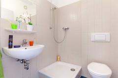 Bad in 2er WG / bathroom in an apartment for two people  ©  Luise Wagener