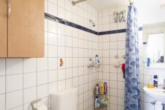 Bad mit Dusche / bathroom with shower