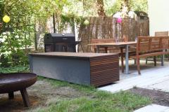 Gartenbereich mit Grillplatz / garden with barbecue area 